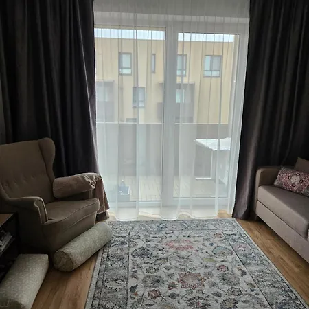 Nika's Place Apartment *